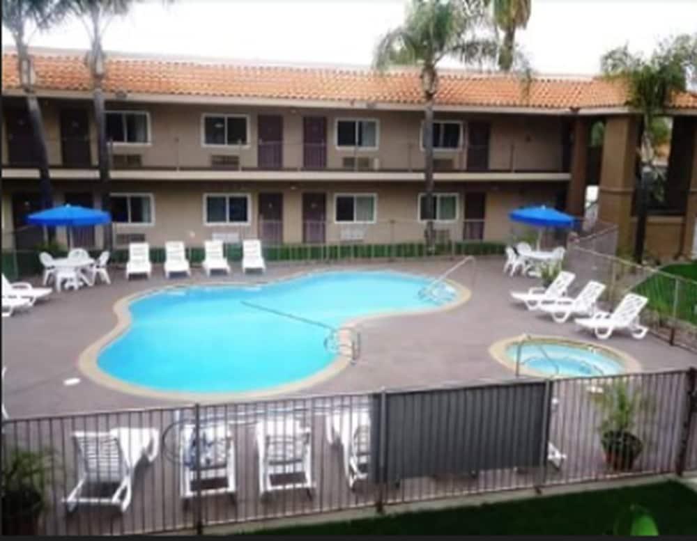 Travelodge By Wyndham Hemet Ca Faciliteiten foto