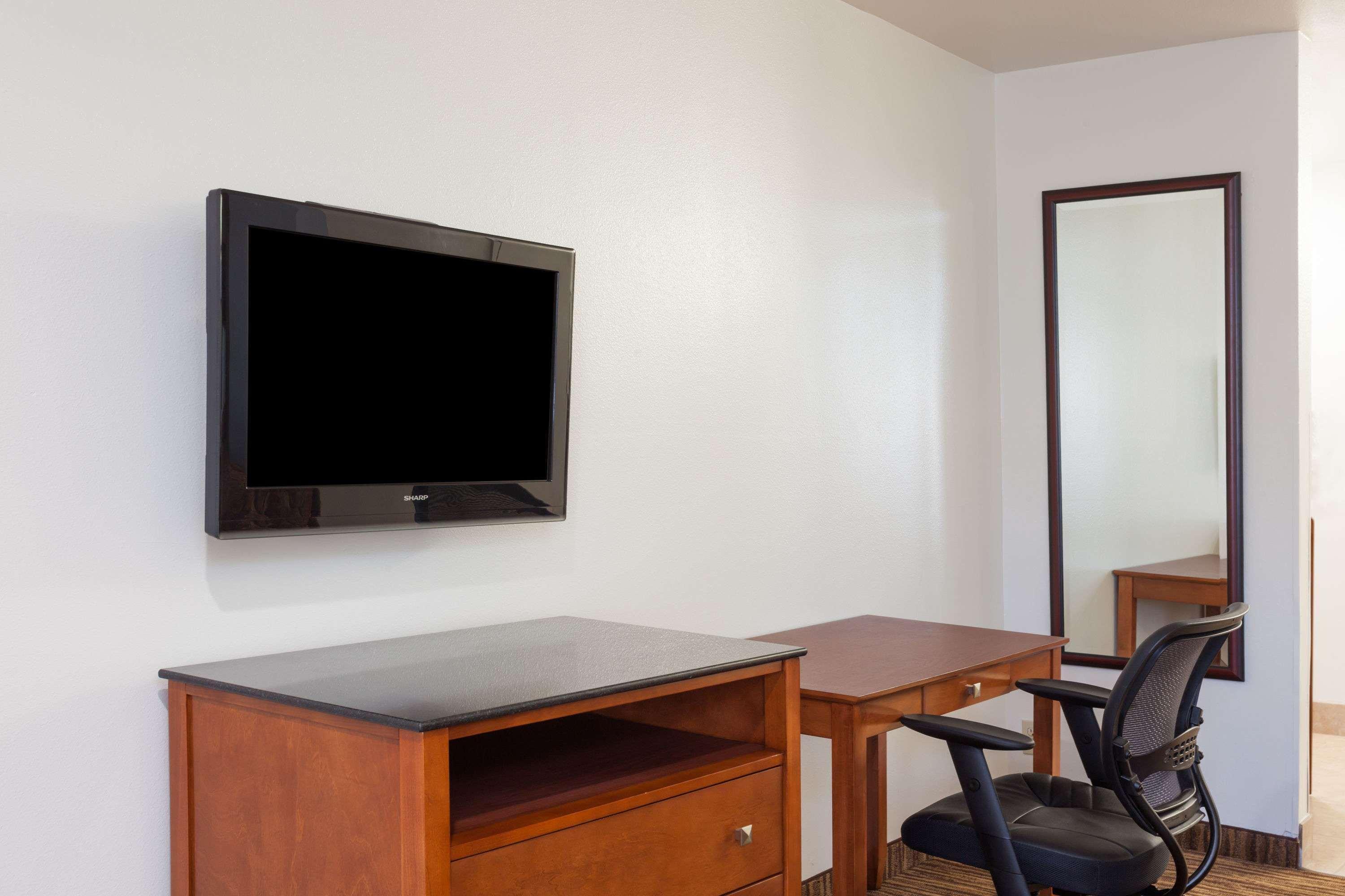 Travelodge By Wyndham Hemet Ca Buitenkant foto