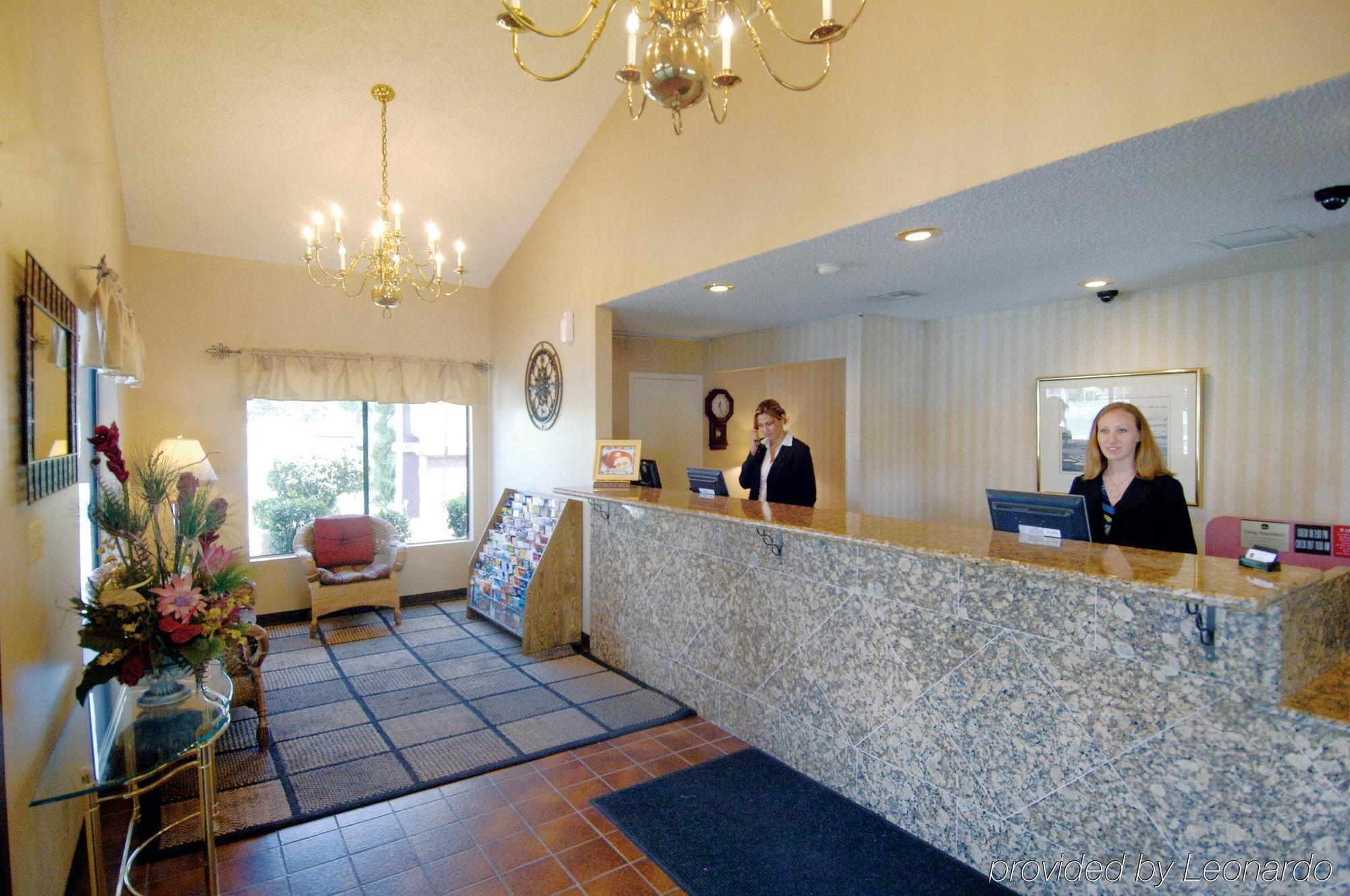 Travelodge By Wyndham Hemet Ca Interieur foto